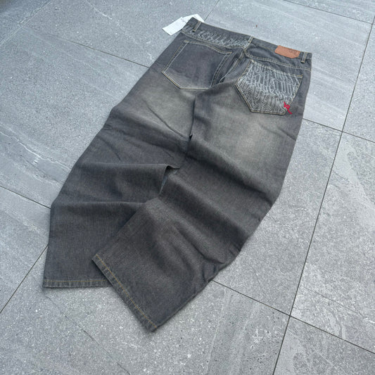 deadstock rocawear jeans - 36x32”