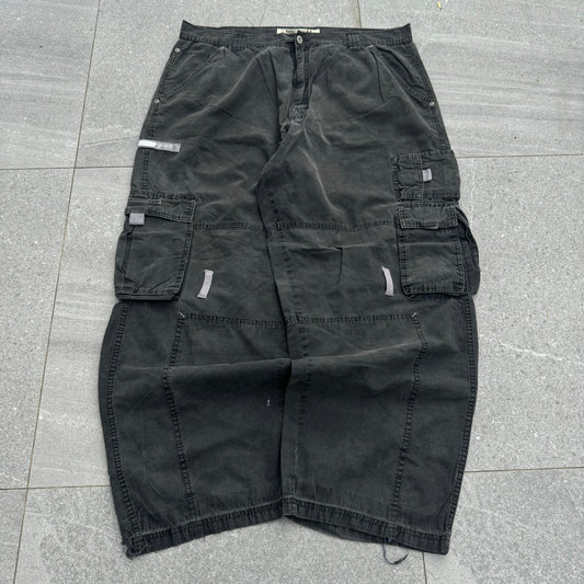 super rare southpole cargos - 40x32”
