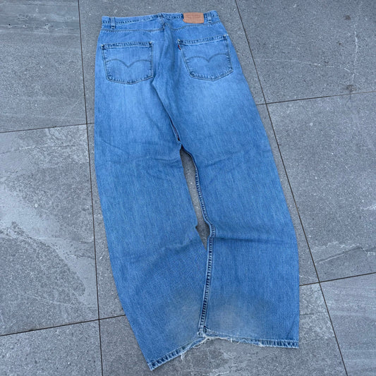 levi’s 557 bootcuts - 34x35”