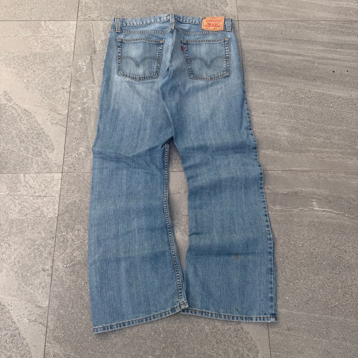 peaaaak 527 bootcuts - 36x32”