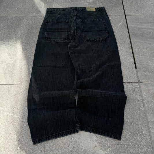 dodeca southpoles (perfectttttt) 38x30”