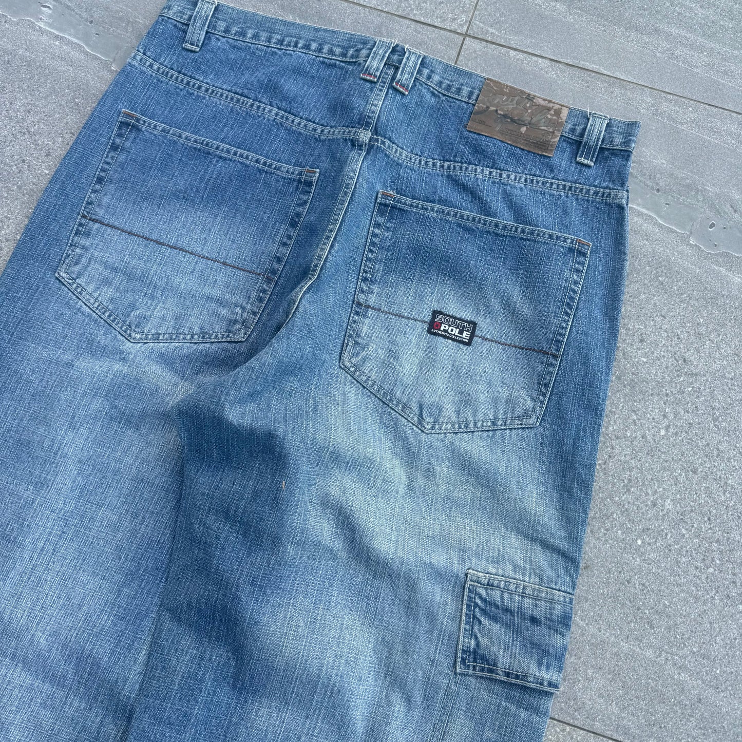 southpole badges - 38x32”