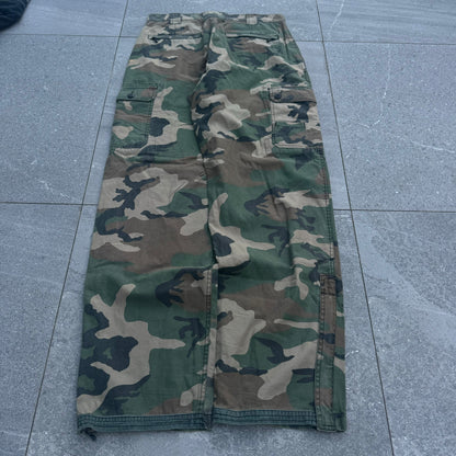no boundaries camo grails - 34x34”