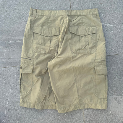 clean billabong pair - 34x11.5”
