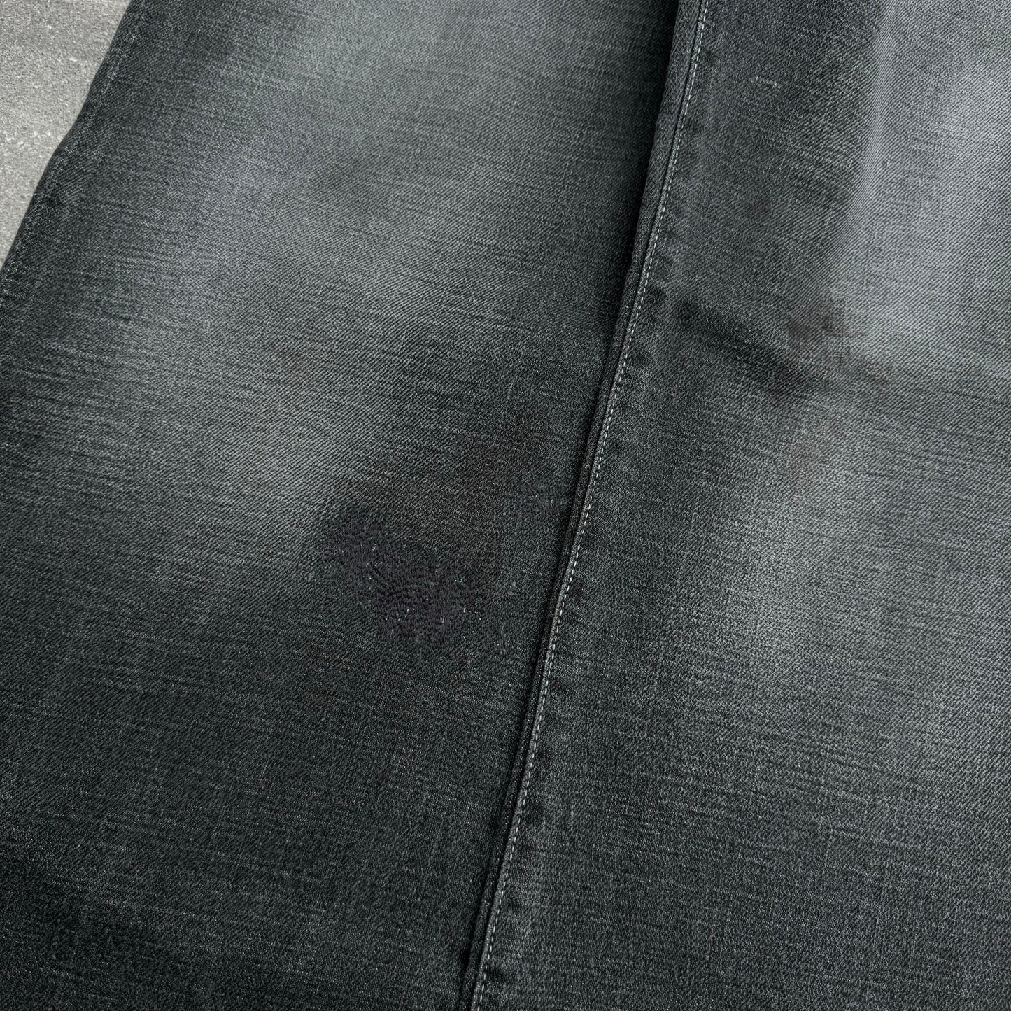 ecko embroidered jeans - 37x32”