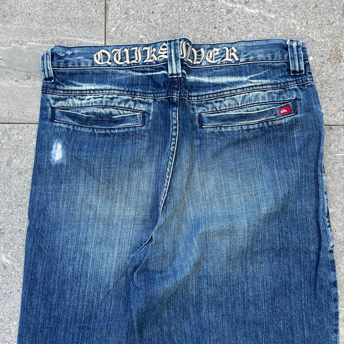 the HARDEST quiksilver jeans/bootcuts. - 34x32”