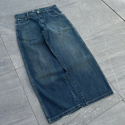 these are becoming impossible to source - 36x32”