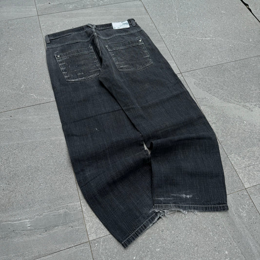 moree 5ive jungle faders - 38x32”