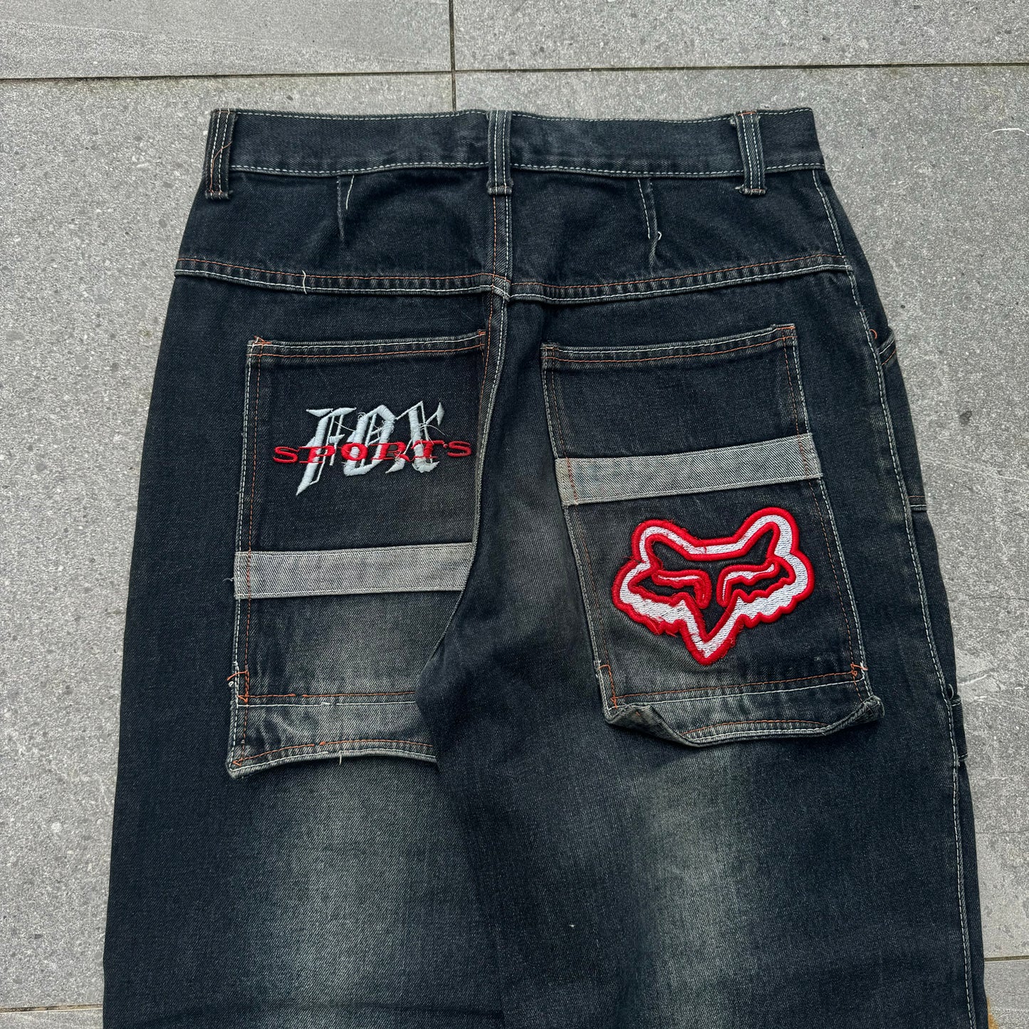 00s bootleg fox jeans (insanely hard) 33x30”