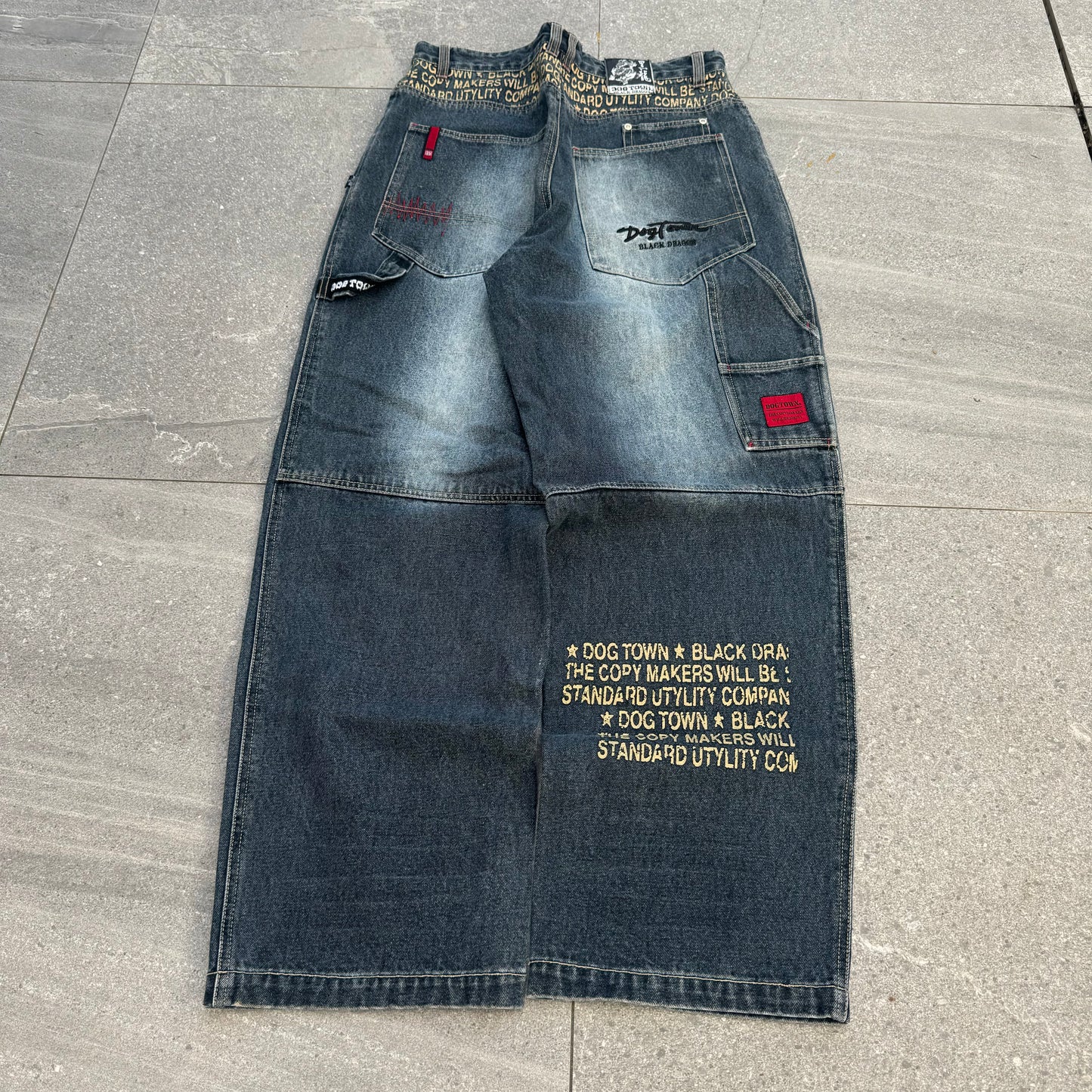 dogtown script jeans - 34x32”