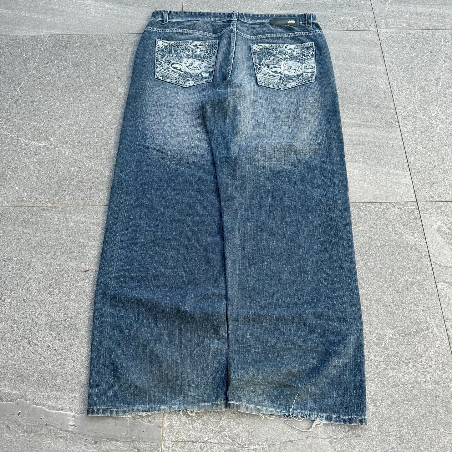 ecko jeans - 40x34”