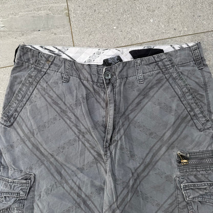 baggy quiksilver plaid cargos - 36”