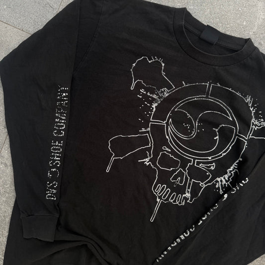 u will not see this again. grail DVS skull longsleeve - M