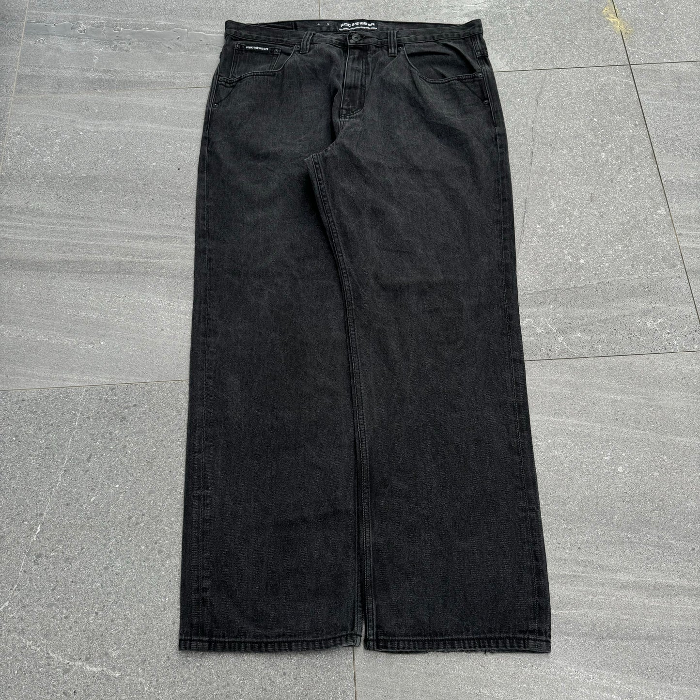 rocawear jeans - 40”