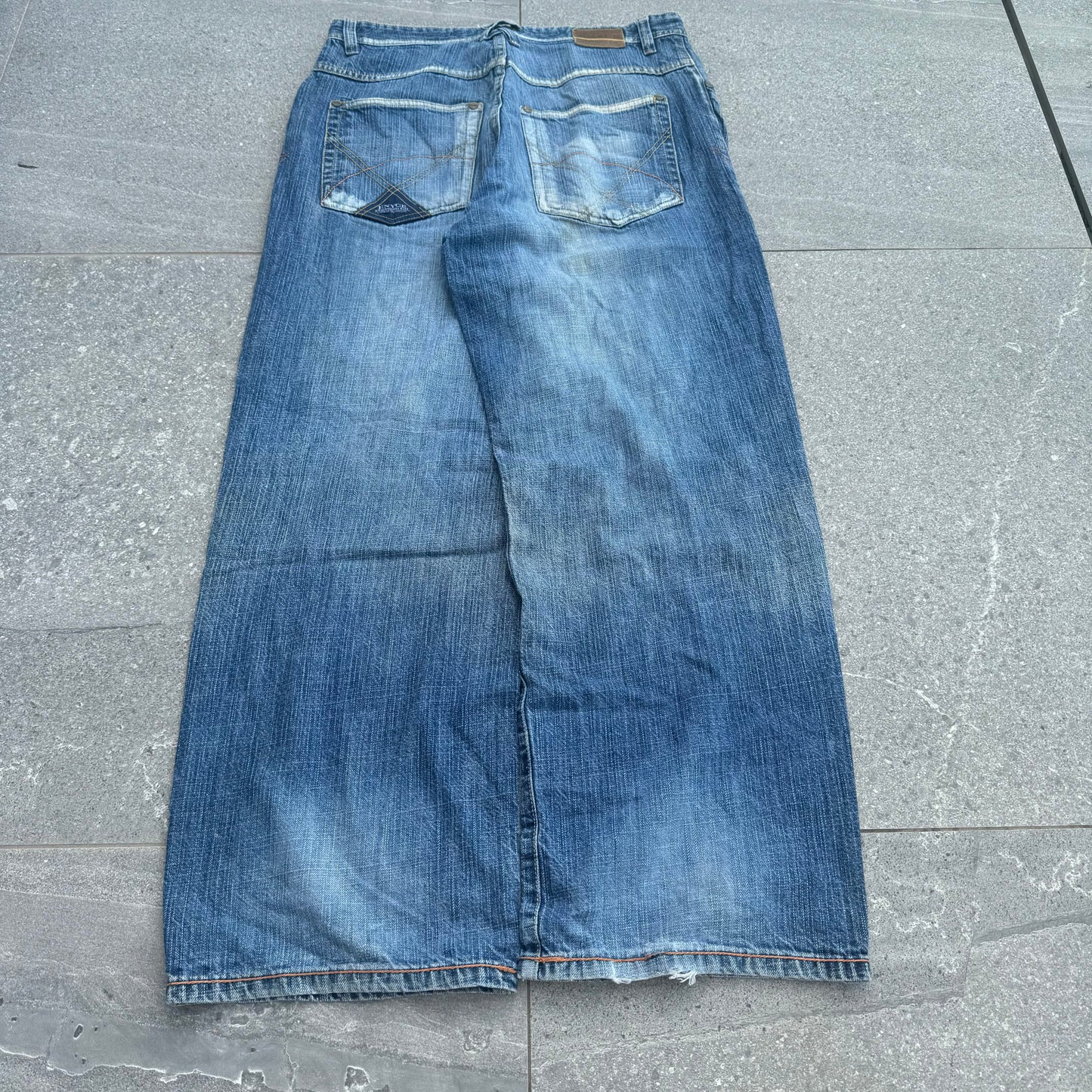 enyce beaters - 34x31”