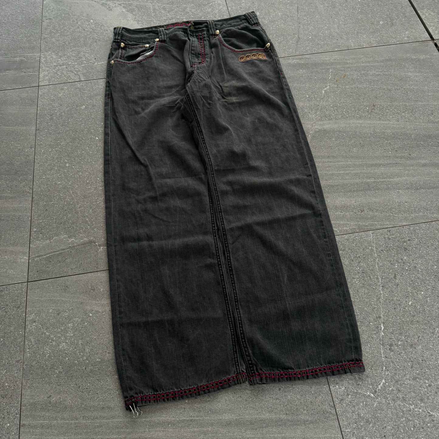 fine shyt coogis omgeee - 36x32”