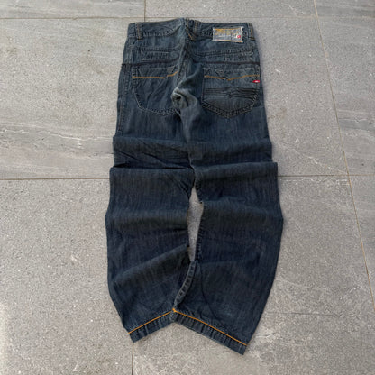 button fly quiksilver bootcuts - 34x33”