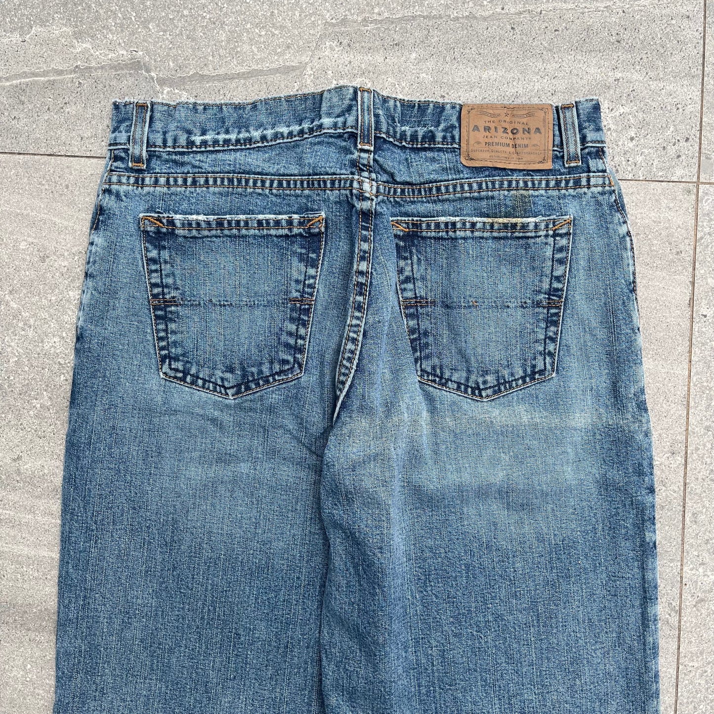 arizona wide bootcuts - 32x30”