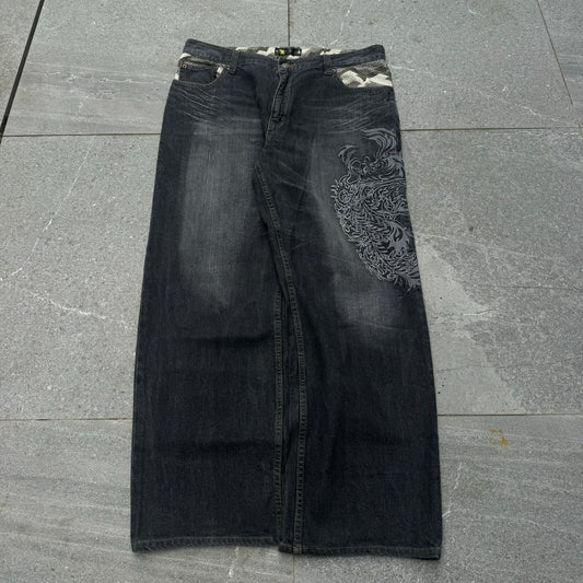 HARDDD buten multi pockets - 36x30”