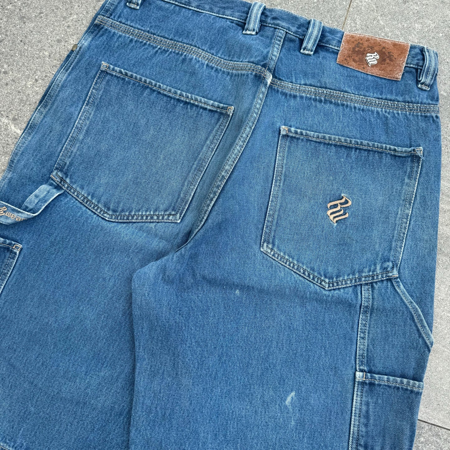 rocawear jorts - 36x13.5”