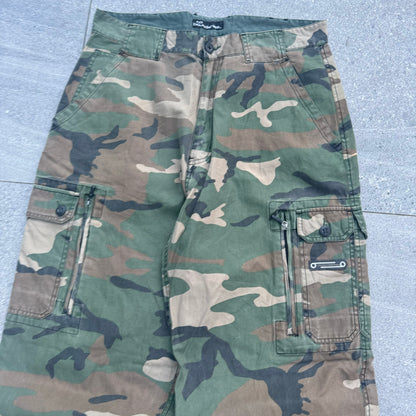 no boundaries camo grails - 34x34”