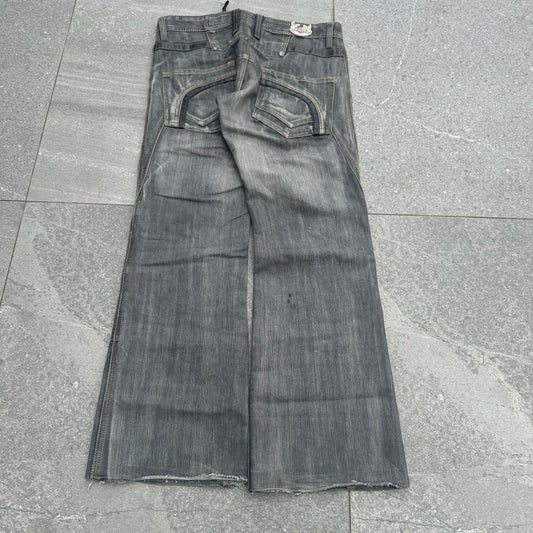 GRAIL TERMINATOR BOOTCUTS - 32x30”
