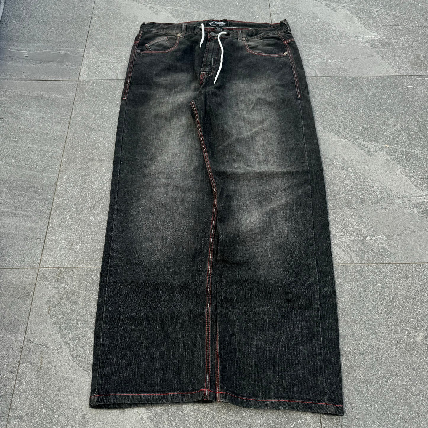 mount rock jeans - 38x31”