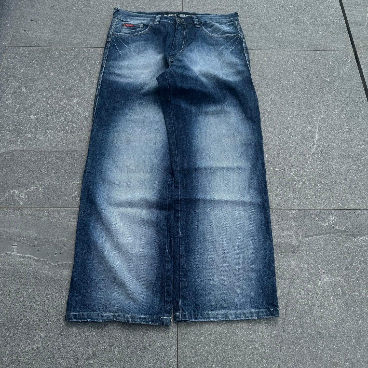 ecko faders - 36x32”