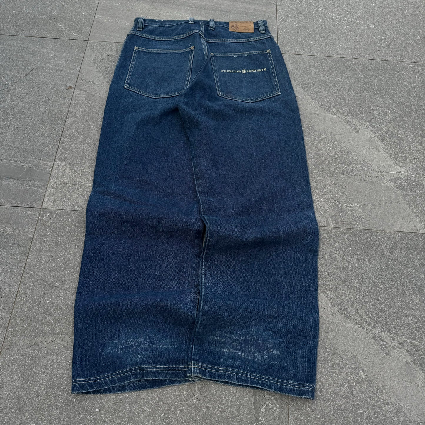 rocawear jeans - 34x33”