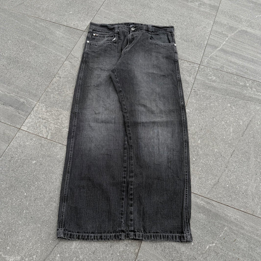 southpole faders - 34x31”