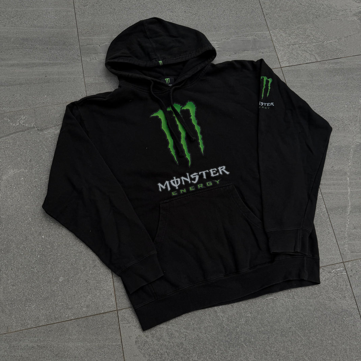 monster hoodie - M