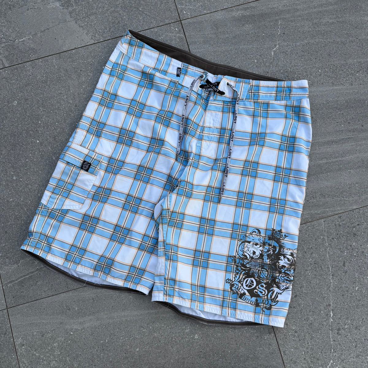 plaid lost boardies - 38”