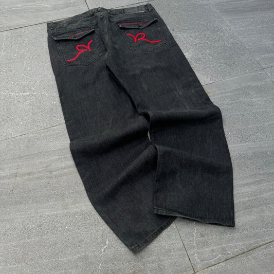 tidy rocawear - 42x32”