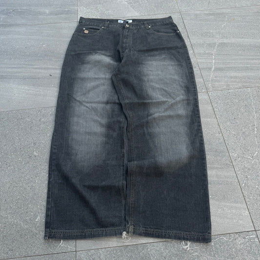 AAAAAH PEAK WREX JEANS - 42x32”