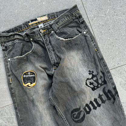 grail southpole crowns - 32x32”