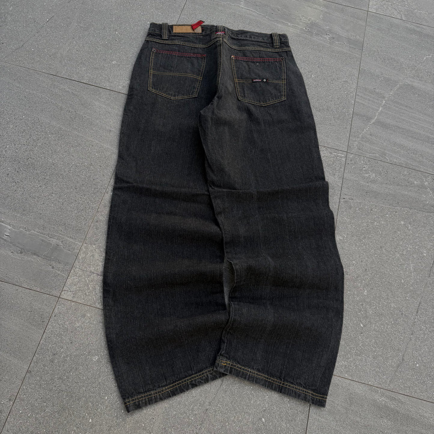 esco jeans - 34x33”