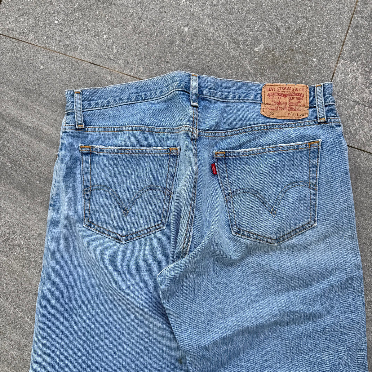 levi’s low bootcuts - 36x33”