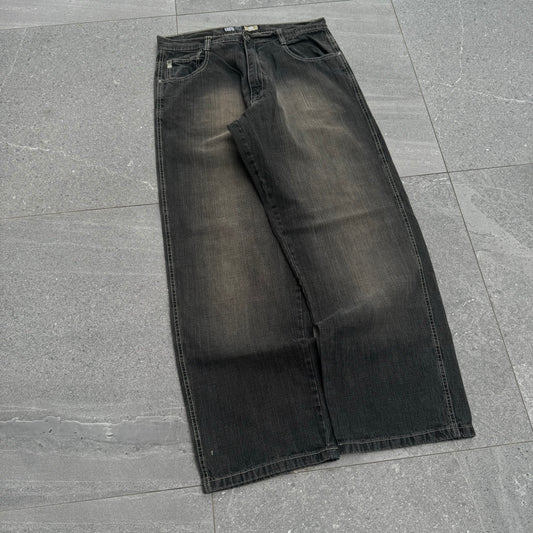 grail southpole sand fades - 37x33”