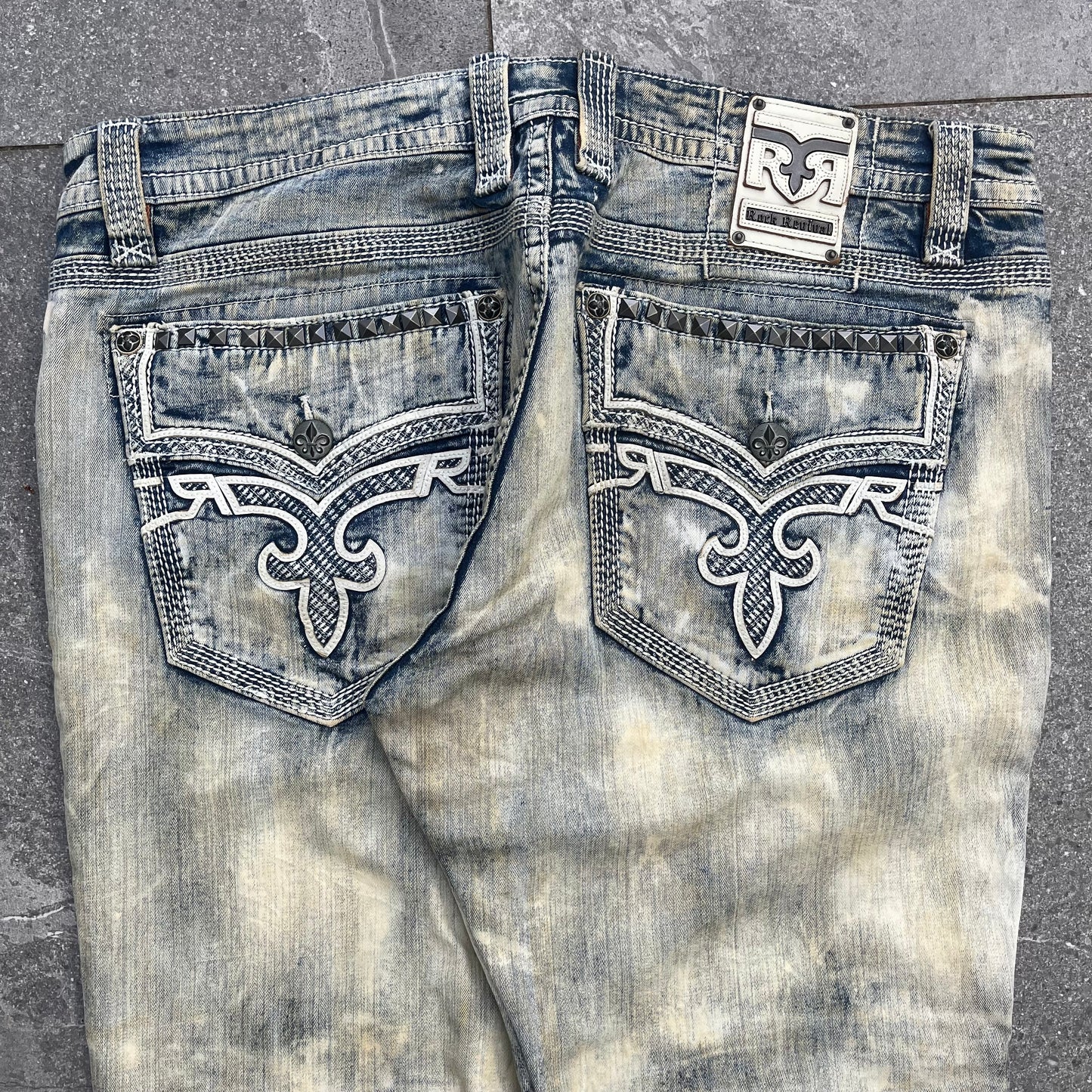 these things would’ve gone so hard in 2014 - 42x33”