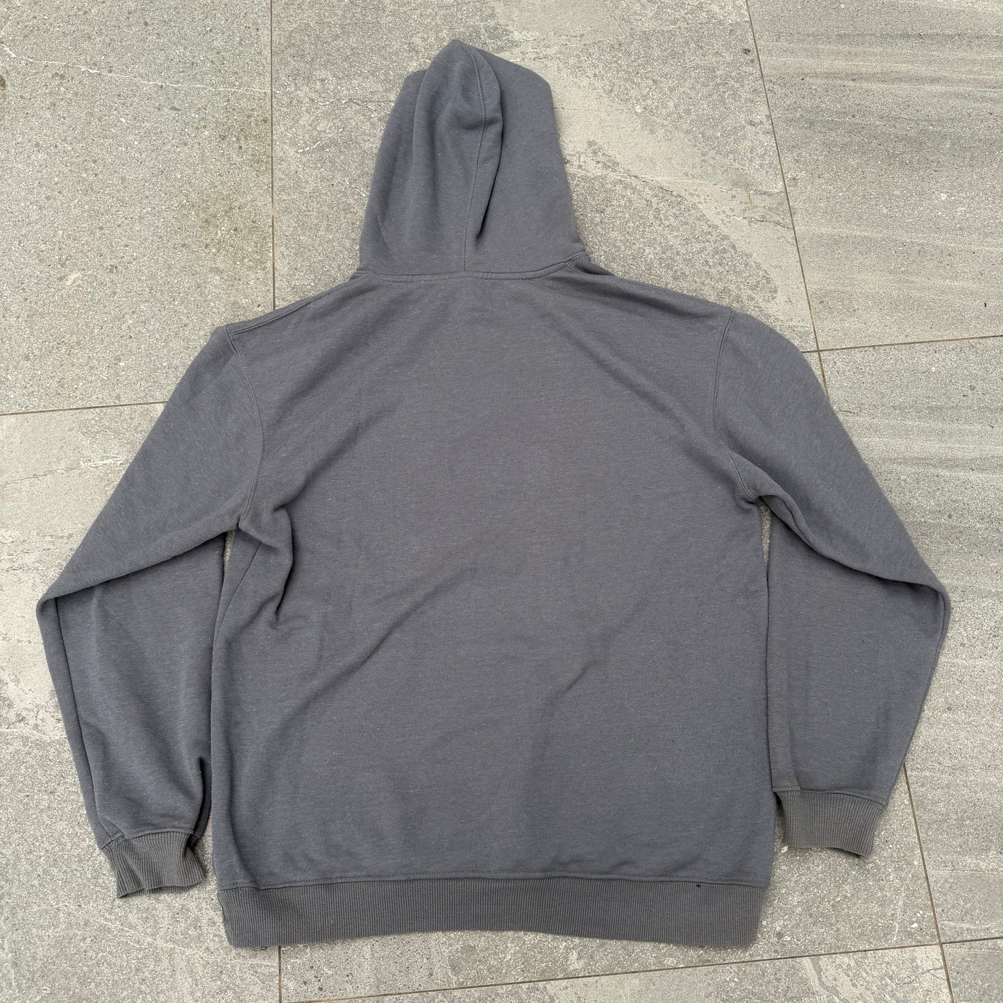 cozyyy quiksilver felt spellout - L