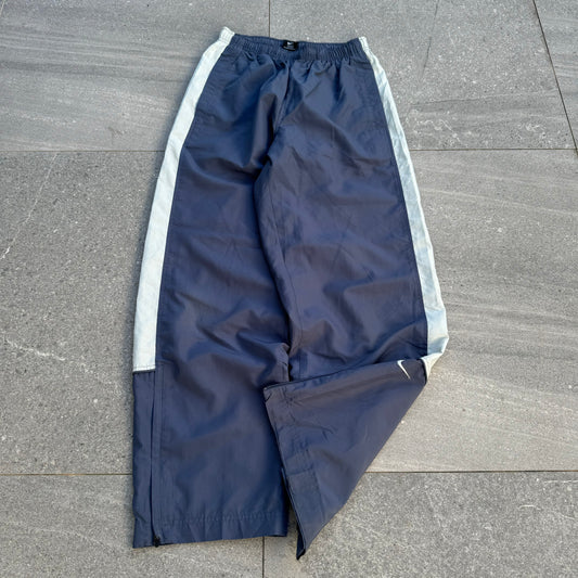 OG panelled nike trackies - M