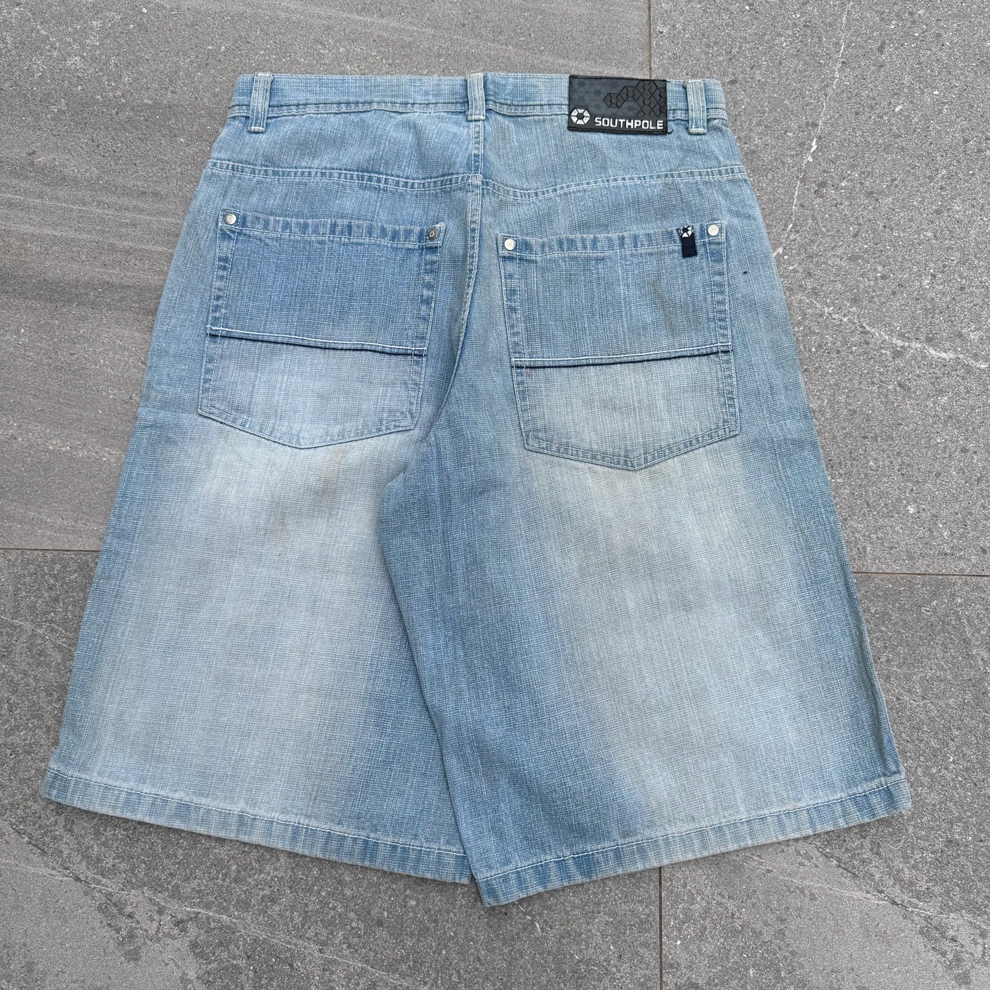 insanely beautiful southpole wash jorts - 34x13.5”