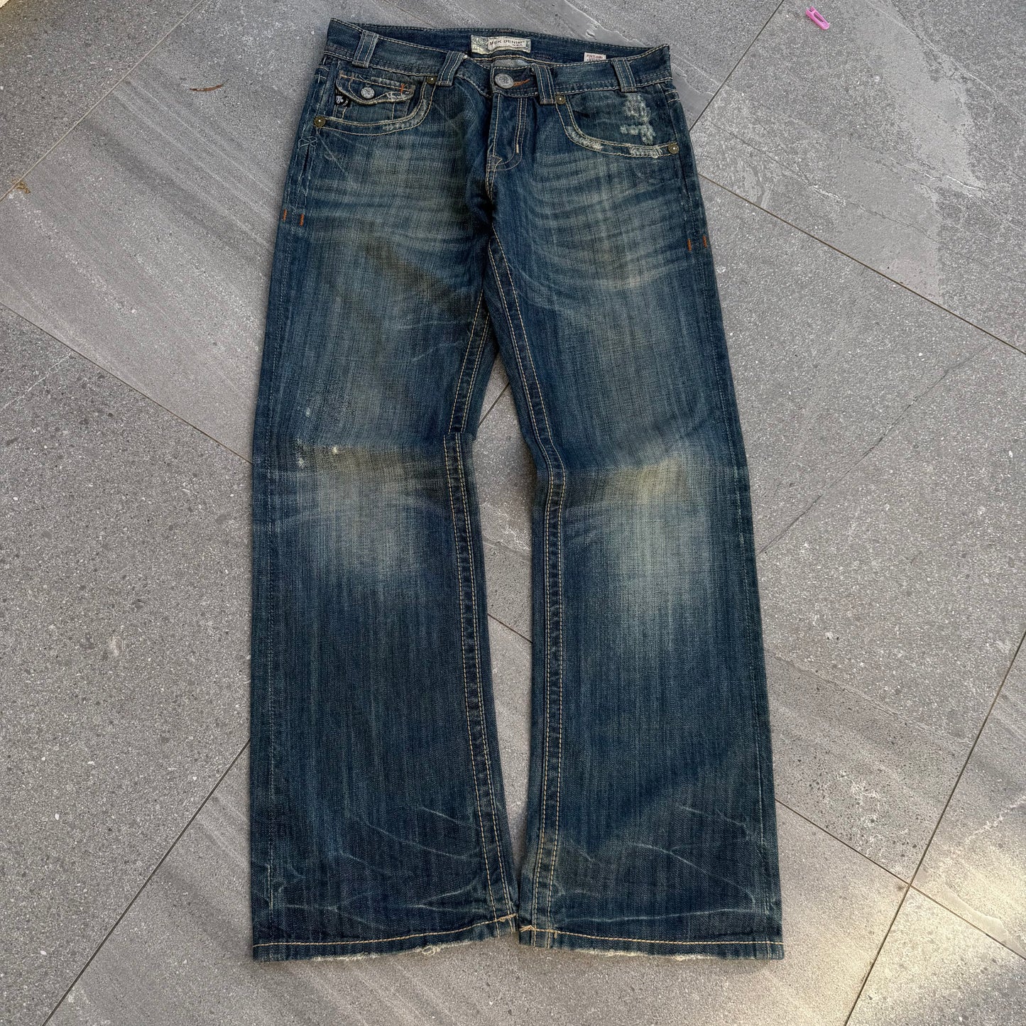 absolutely gorgeous mek faded bootcuts - 34x33”