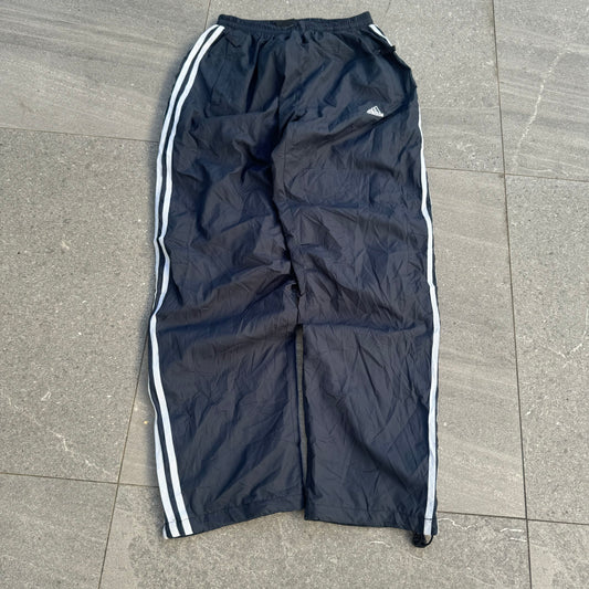 peak summer adidas - 30x30”