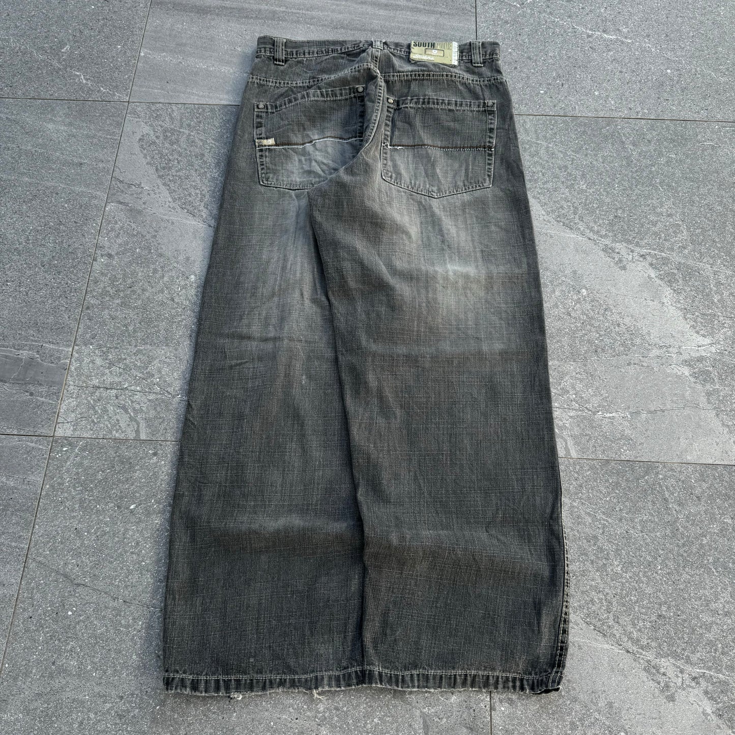 perfectttt southpole sand fades - 34x31”