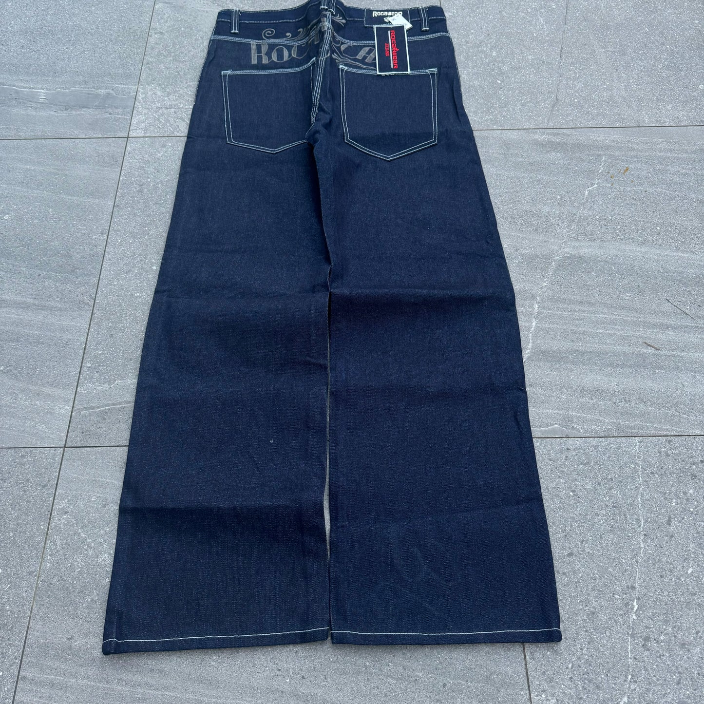 deadstock raw denim rocawear jeans :0 36x34”