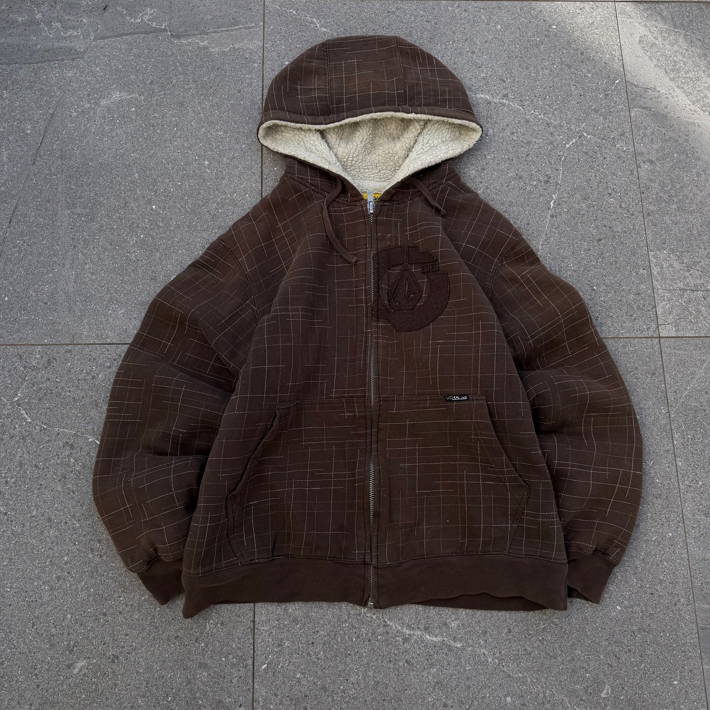 this needs to be in a museum. volcom grail - M