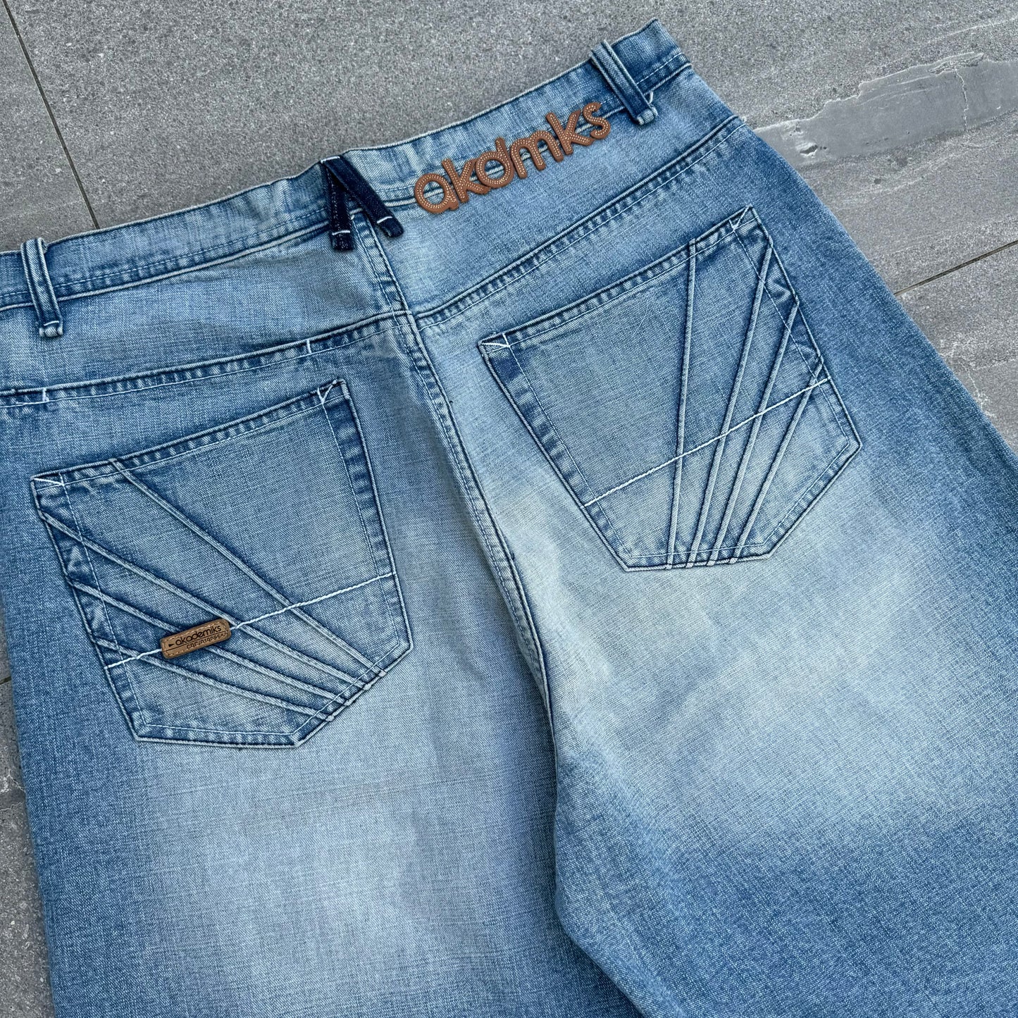 fatttt akademiks jorts - 36”