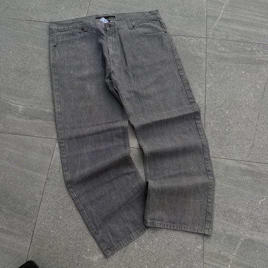 classic rocawear - 40x32”