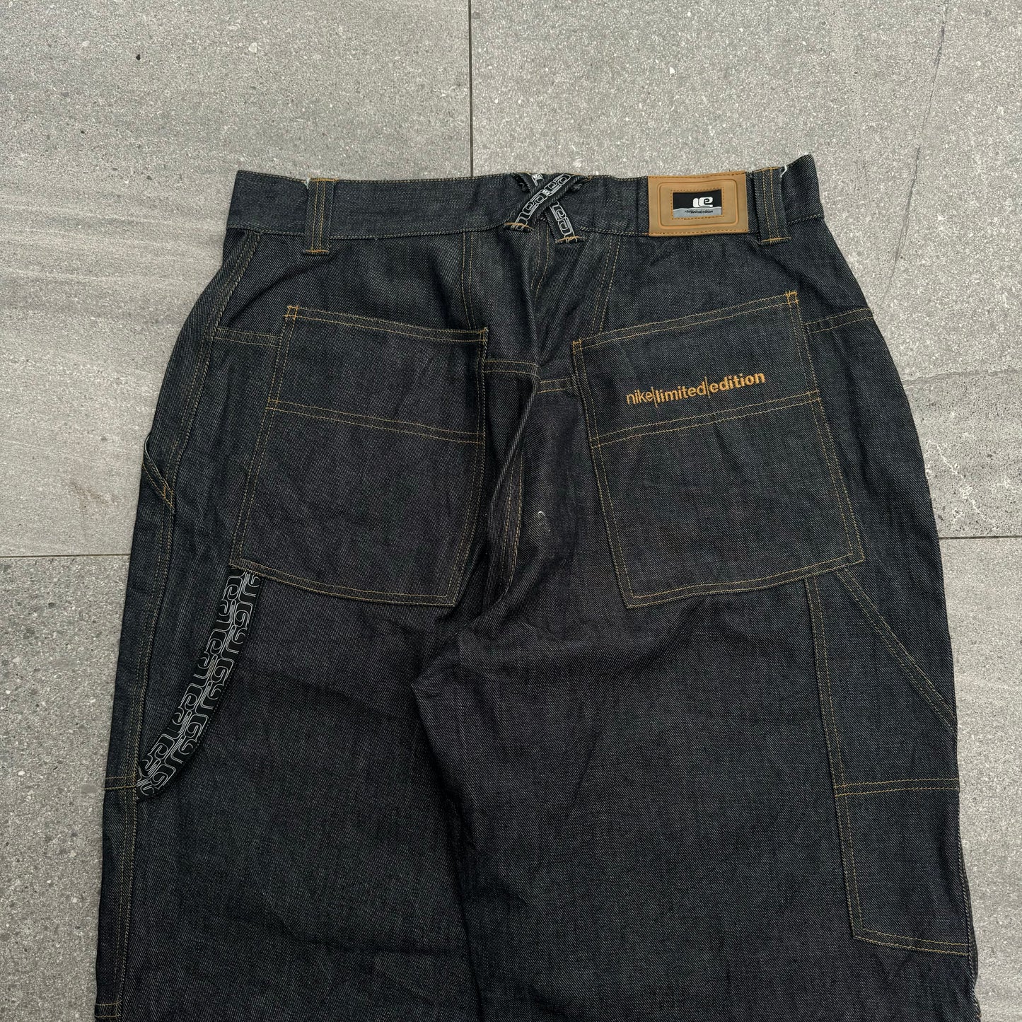 RARE raw denim nike jeans - 36x33”